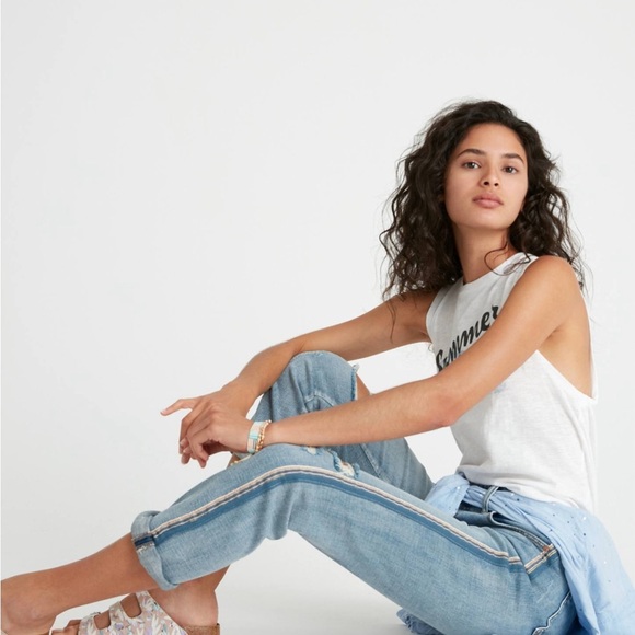 Pilcro Anthropologie Side Stripe Mid-Rise Slim Boyfriend Jeans sz 27 Distressed - Picture 3 of 12